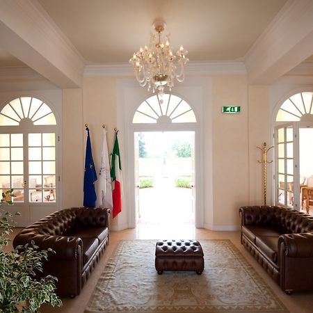 Matilde Di Canossa Golf Spa & Hotel Resort Reggio Emilia Dış mekan fotoğraf